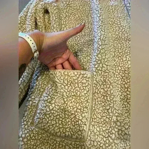 Secret treasures cardigan - Picture 3 of 7